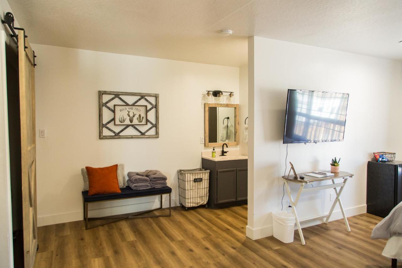 Happy Trails Bnb Tropic Ngoại thất bức ảnh